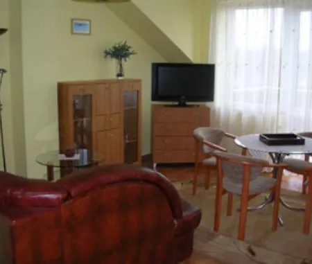 בית אירוח Ibiza *