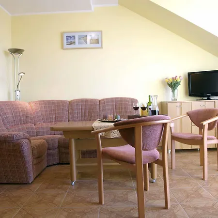 בית אירוח Ibiza *