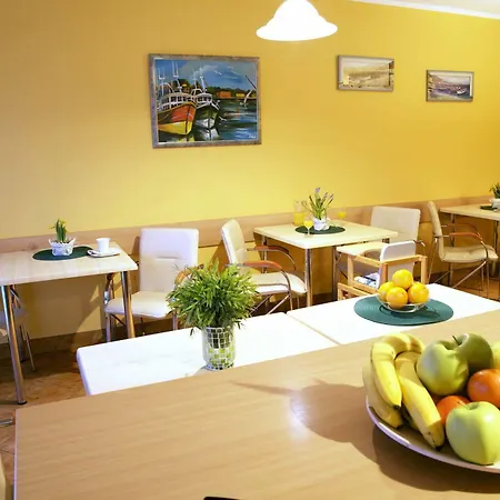 בית אירוח Ibiza רובי